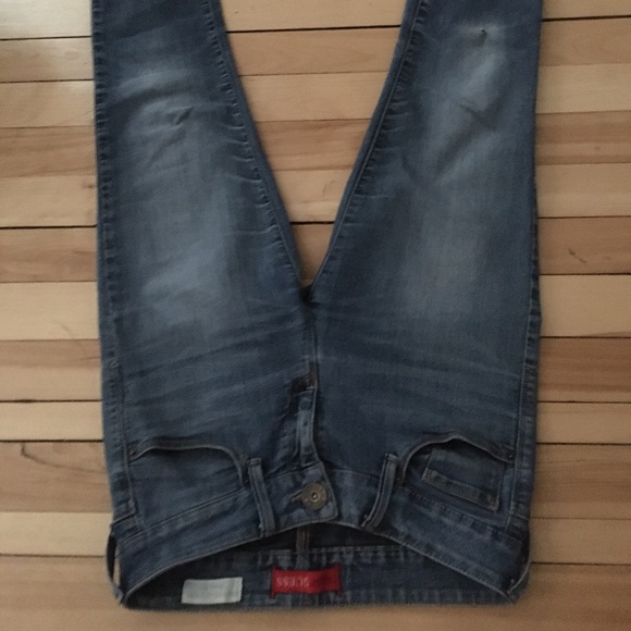 Guess lowRise Jeans - Picture 2 of 5